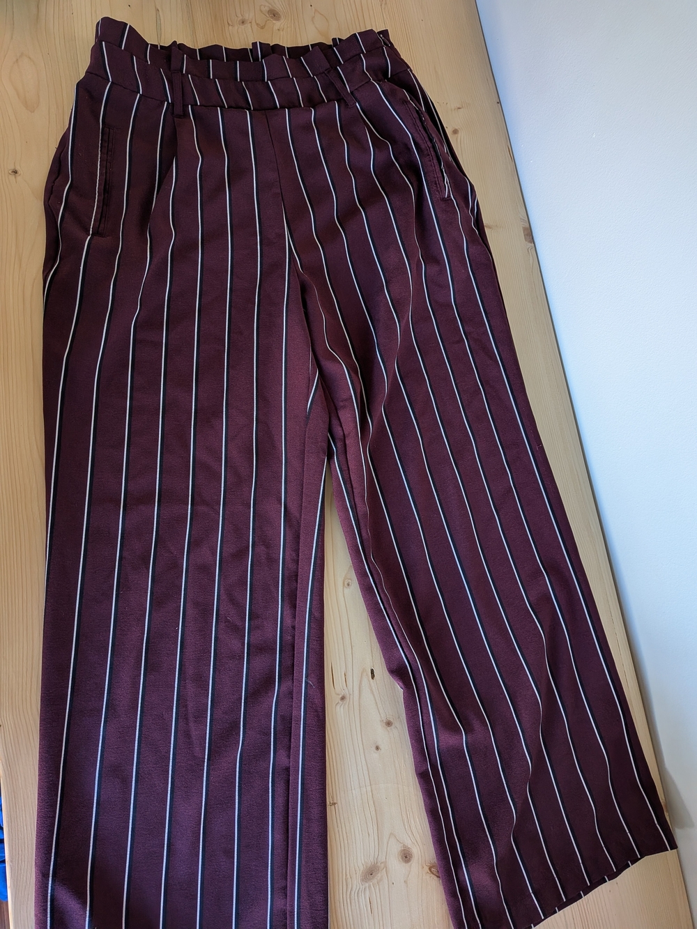 Burgundy Pinstripe Ci SonoTrousers